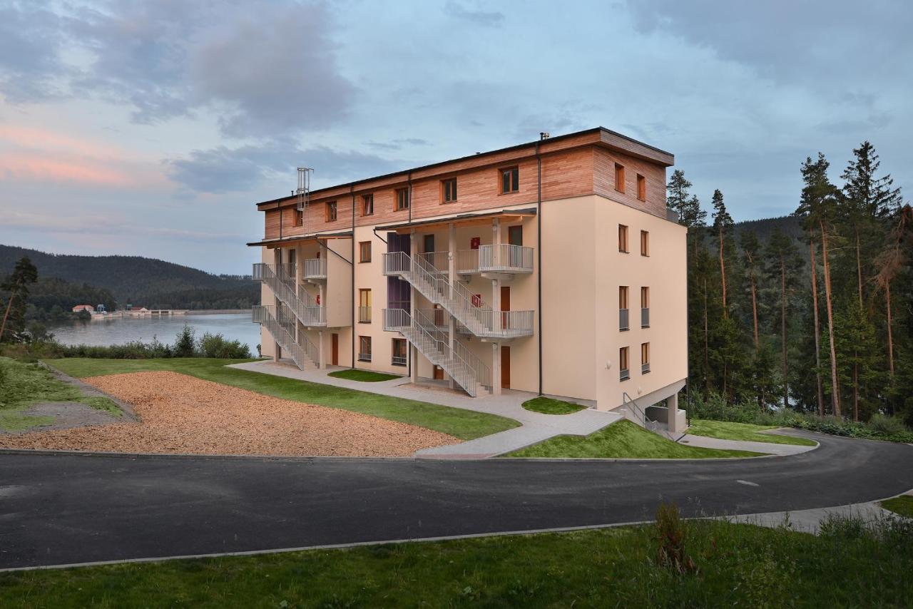 Element Lakeside Apartments Lipno nad Vltavou Luaran gambar